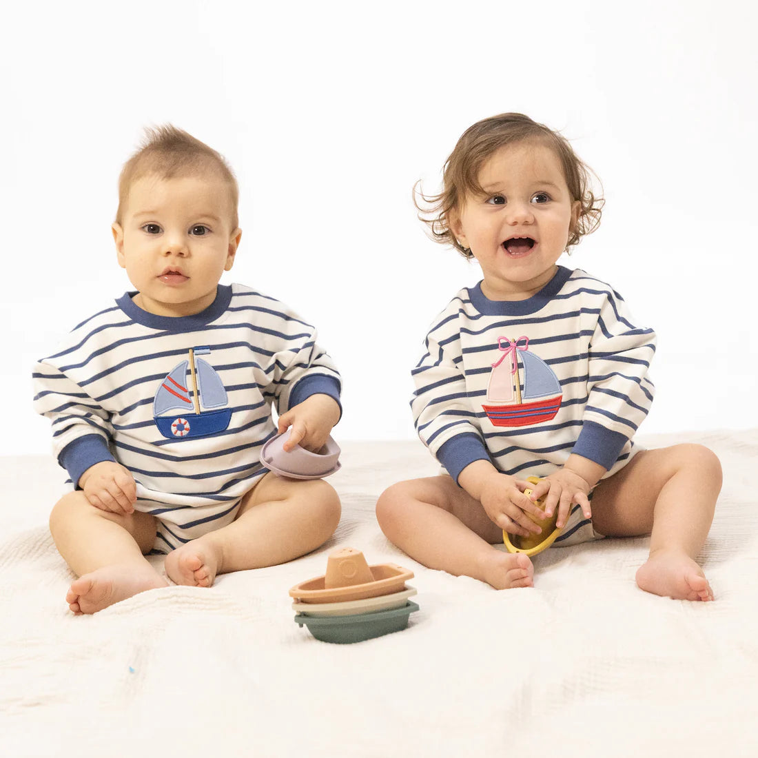 Bubbly Sailboat French Terry - Sweatshirt Bubble Bow