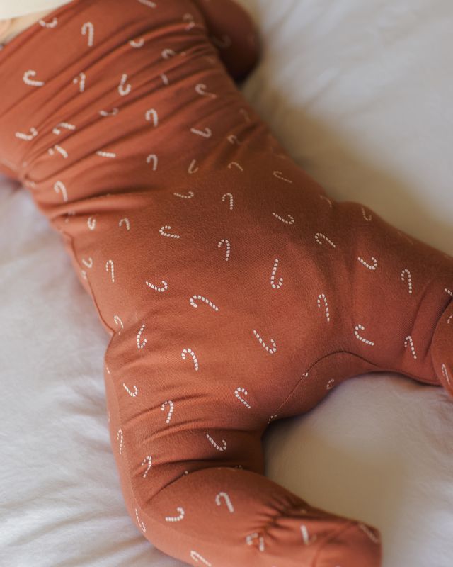 BAMBOO ZIP FOOTIE || CANDY CANES