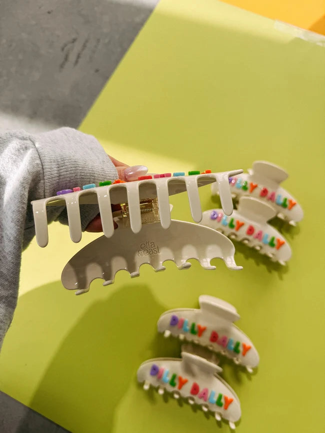 Multicolor Mother Hair Clip