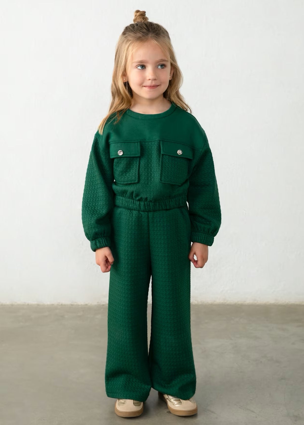 Girl Pocket Sweatshirt and Pants Set