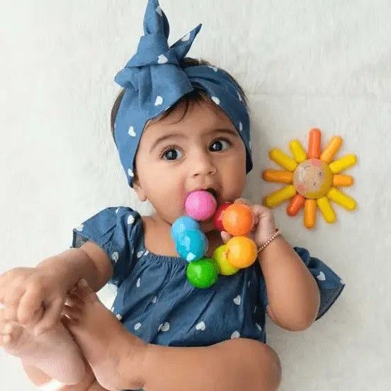 Magica  Wooden Grasping Toy