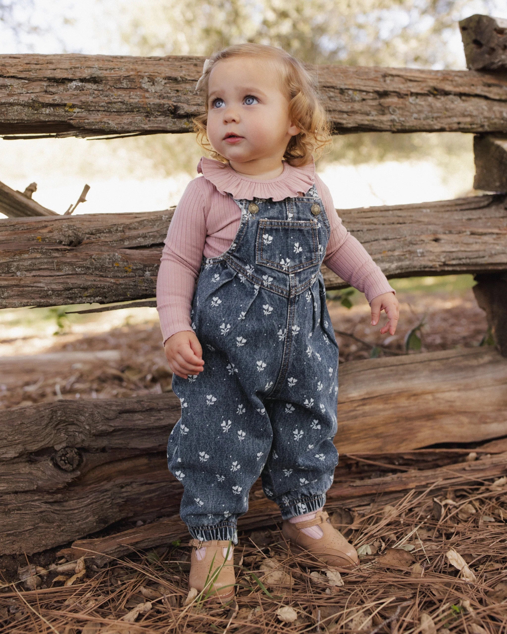 VINTAGE OVERALL HEART DITSY