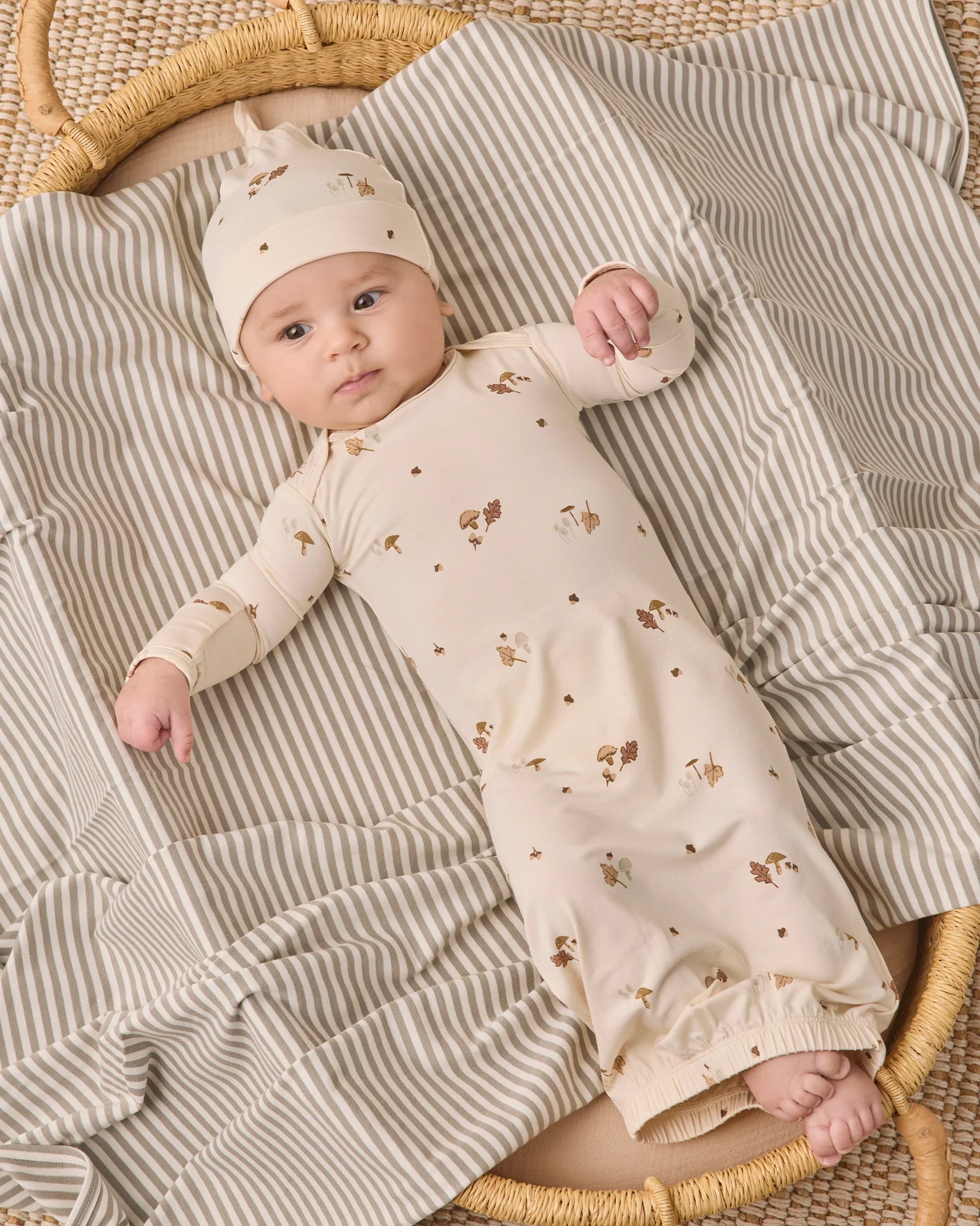 BAMBOO BABY GOWN + HAT SET WOODLAND