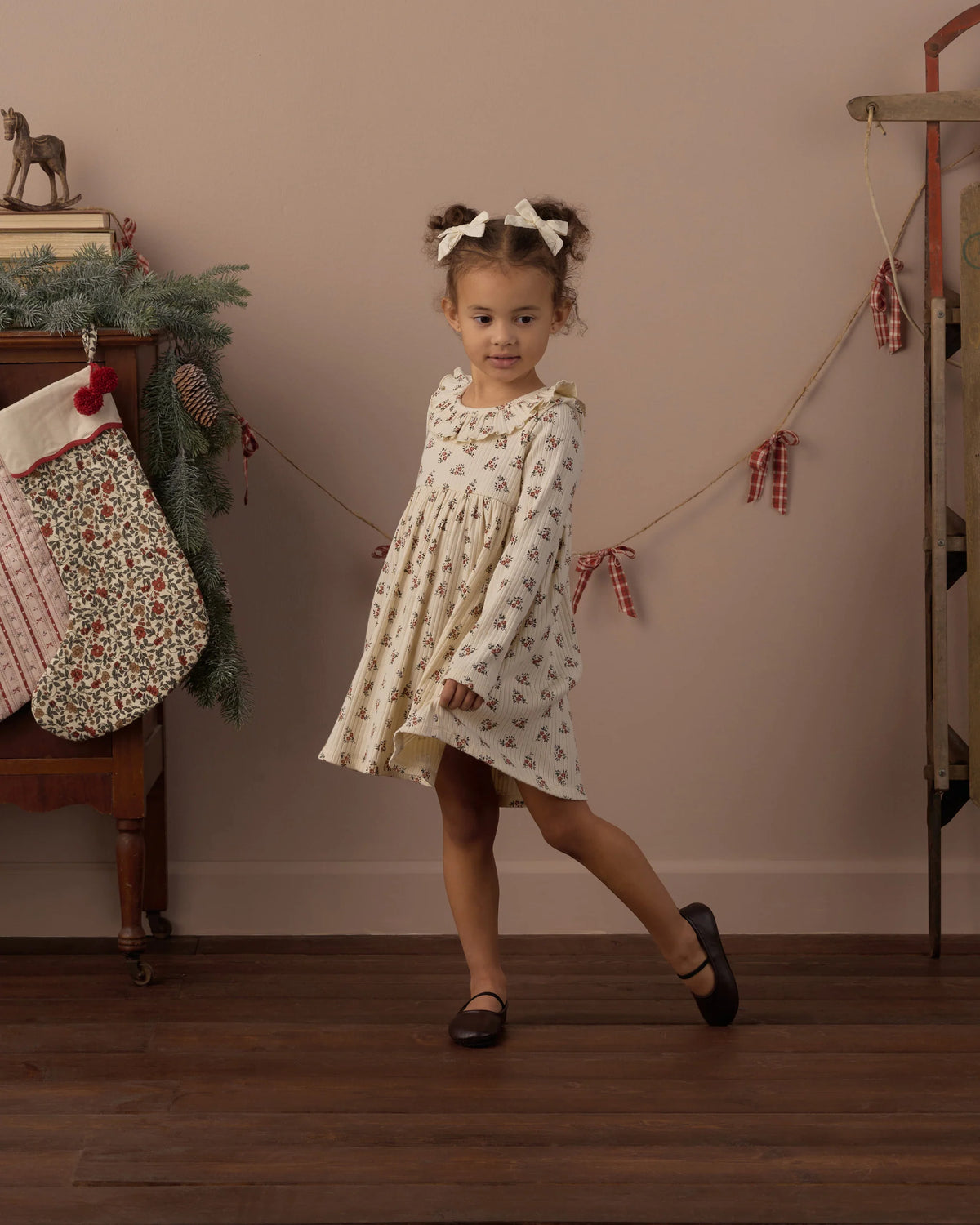 RUFFLE COLLAR DRESS RUBY BLOOM