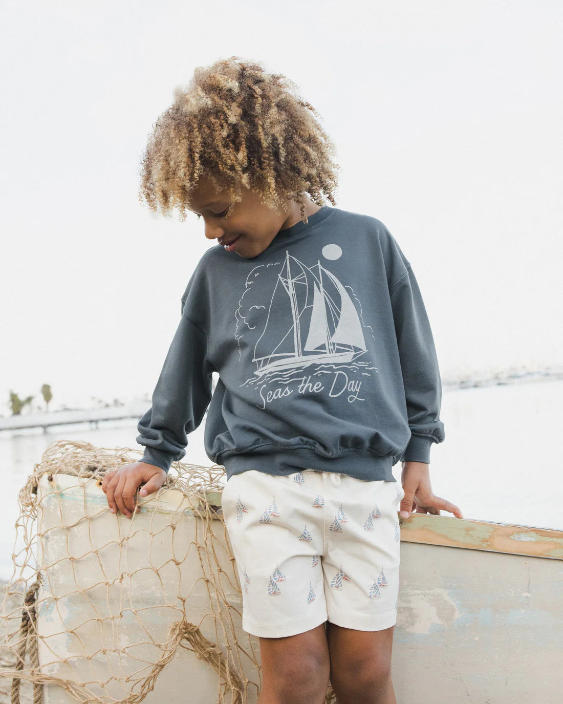 SWEATSHIRT SEAS THE DAY
