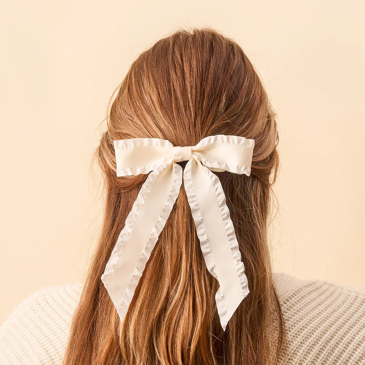 Darling Effect Ruffle Hair Bow
