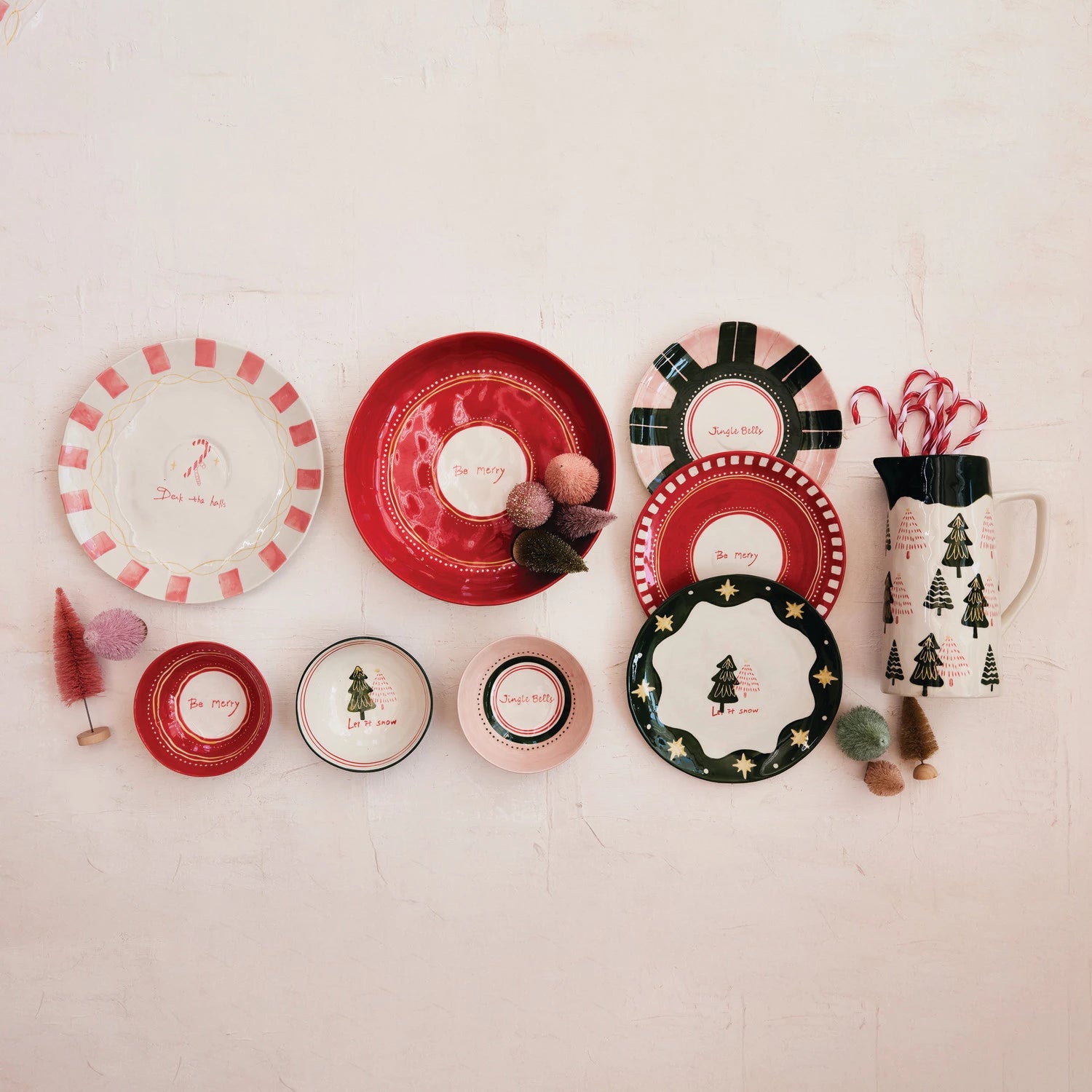 Stoneware Plate with Holiday Design